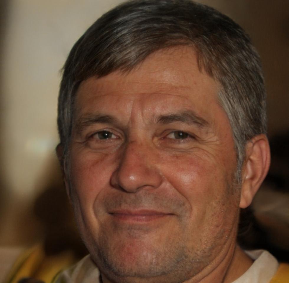 Radu Constantinescu, expert în planificare financiară